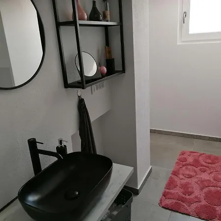 Apartma Pr Urarj *