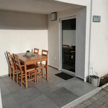 Apartma Pr Urarj Apartment Kobarid